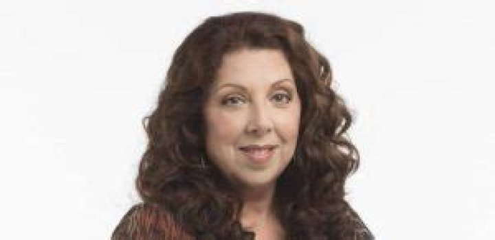 Bette MacDonald Height, Weight, Measurements, Bra Size, Shoe Size