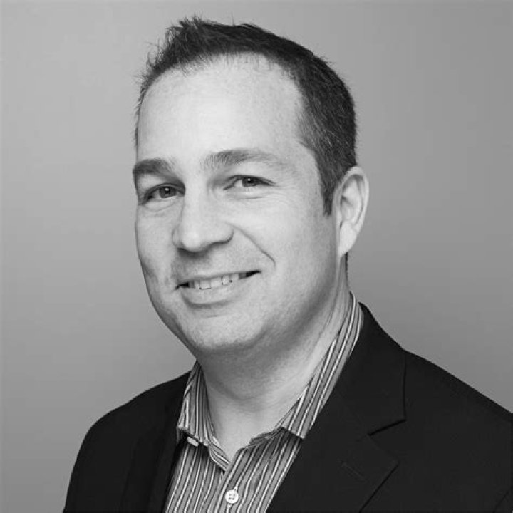 Dave Whelan Net Worth: Details About Business, Career, Age, Cars, Income - SarkariResult