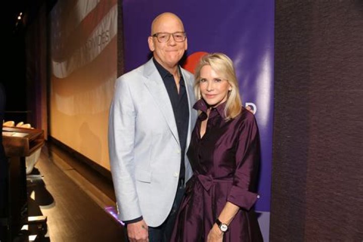 John Heilemann married life with wife, any children? His net worth, bio