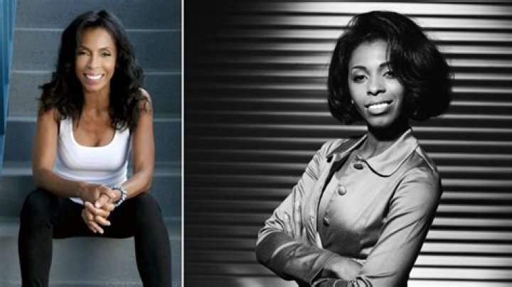 Khandi Alexander Net Worth, Career, Dating, Relationship, Age, Height, Parents, Wiki-Bio