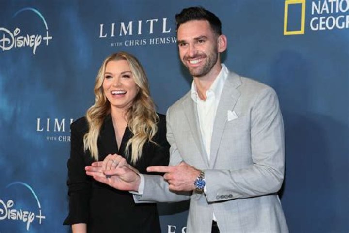 Lindsay Hubbard and Carl Radke Relationship Timeline : What Happened Next? - SarkariResult