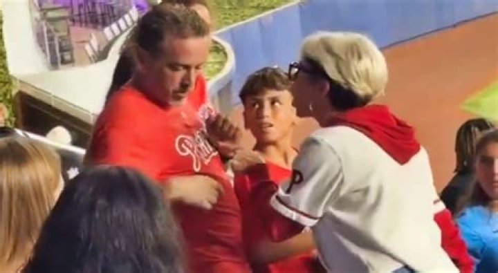 Meet Mary Austin : The Woman Who Stole Freddie Mercury’s Heart - SarkariResult