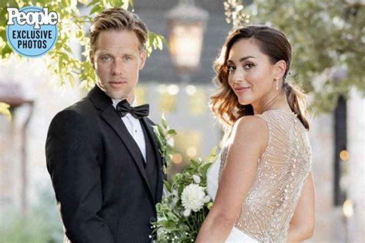 Shaun Sipos Married Girlfriend Stephanie? Know about his Net Worth