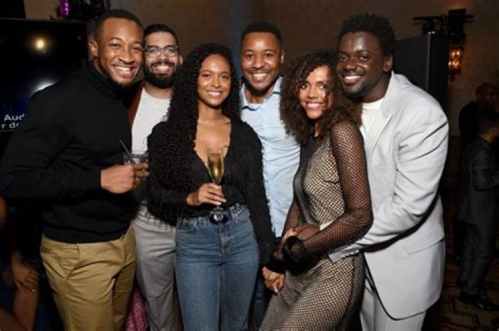 Who Is Amandla Crichlow? Is Daniel Kaluuya Dating Courteney Cox Daughter? - SarkariResult